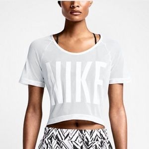 XS Nike mesh cropped shirt
